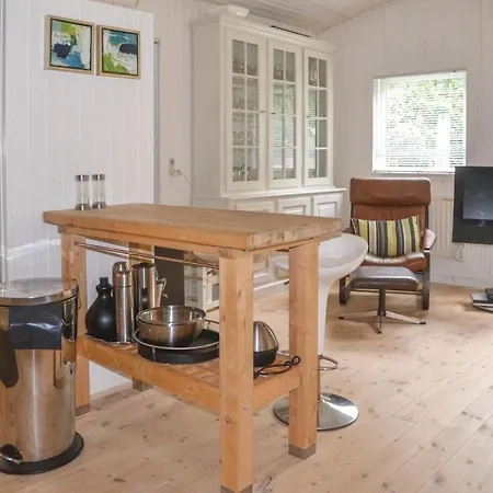 Three-bedroom Holiday In V * Esbjerg