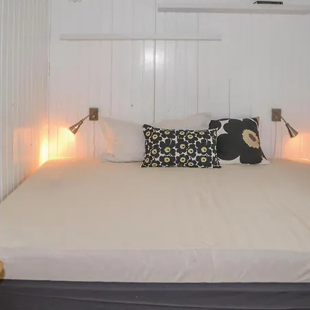 Ferienhaus Three-bedroom Holiday In V